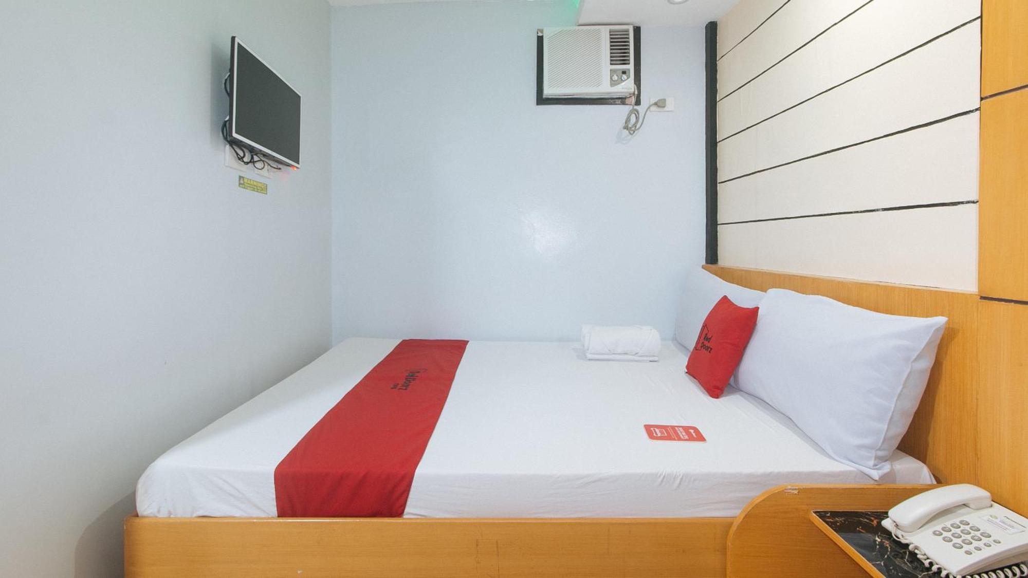 Reddoorz At Ranchotel Alabang モンテンルパ エクステリア 写真