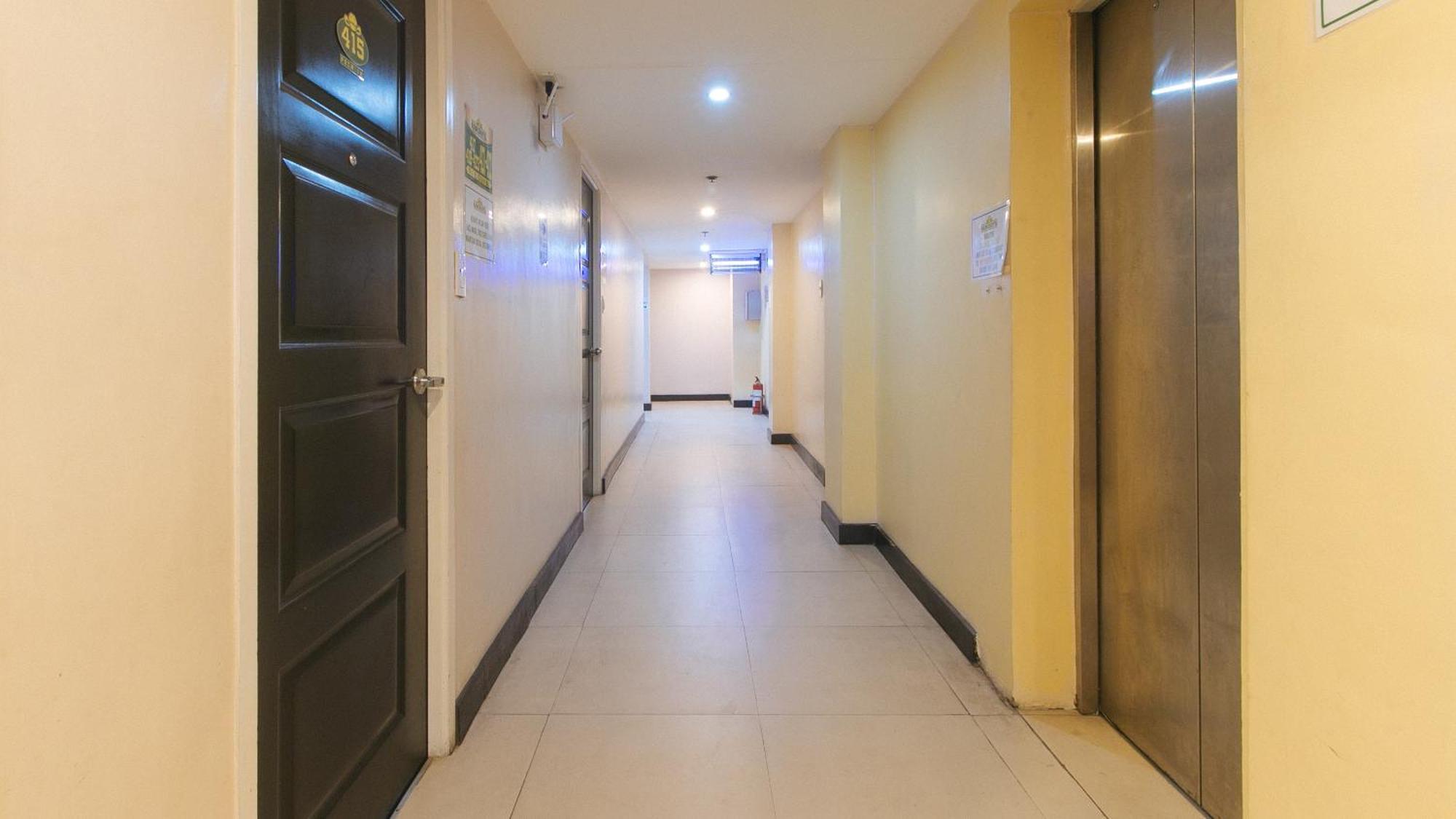 Reddoorz At Ranchotel Alabang モンテンルパ エクステリア 写真